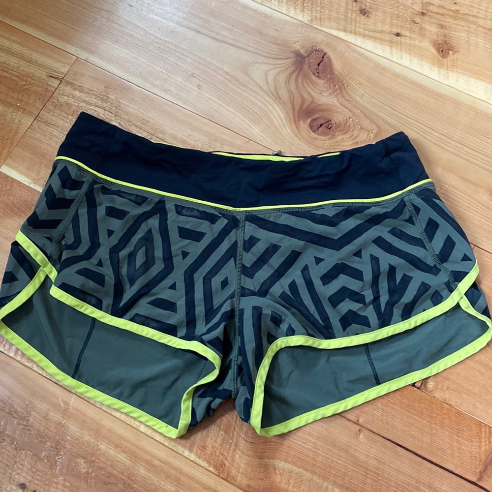Lulu lemon running shorts